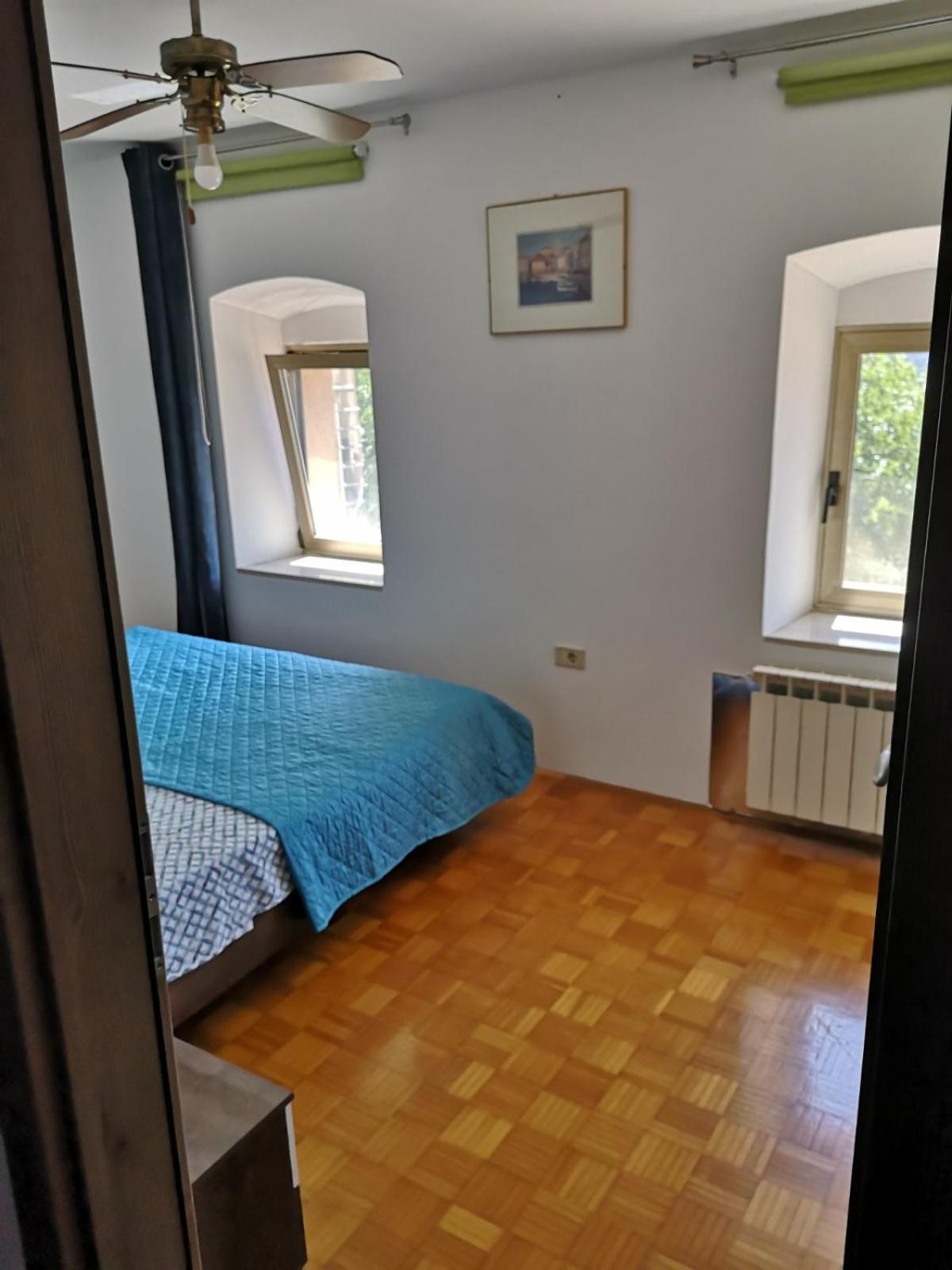 Apartma Ester Lucija Exterior foto